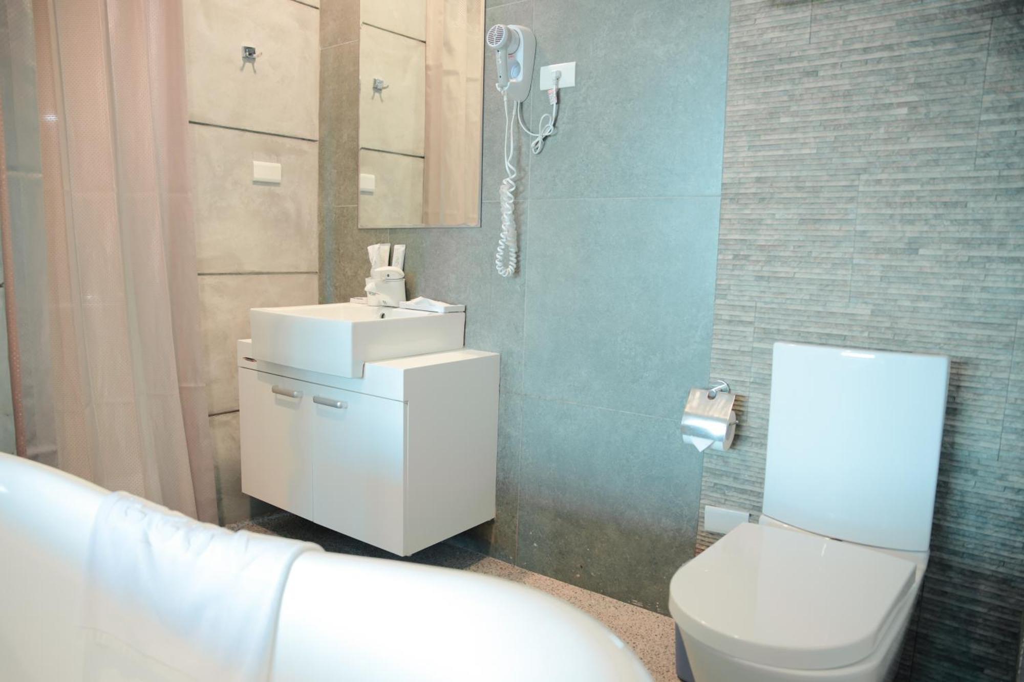 823 Tourist Hotel Jinhu Dış mekan fotoğraf